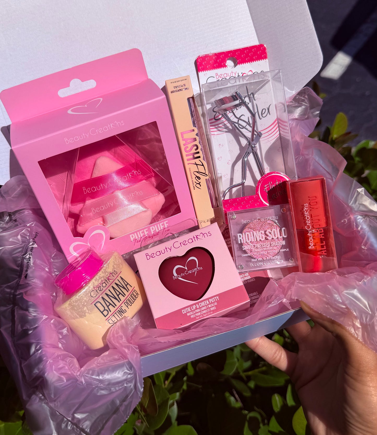 Beauty Creations Makeup 💖 Box (7 Pieces)