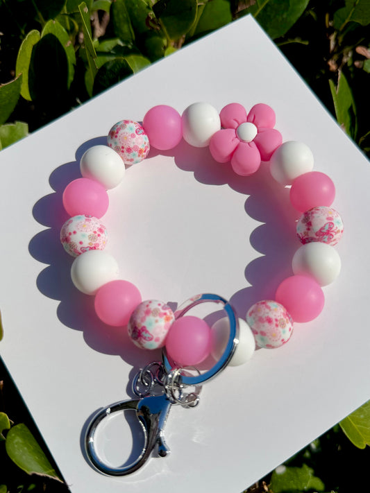 Flower 🌸 Beaded Wristlet