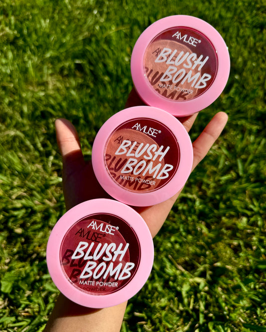 Amuse 'Blush Bomb' Matte Powder Blush