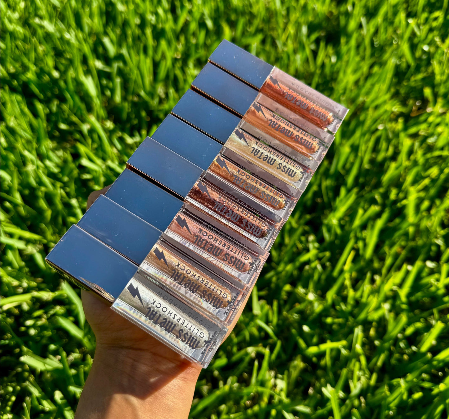 Italia Deluxe 'Miss Metal Glittershock' Liquid Shadow